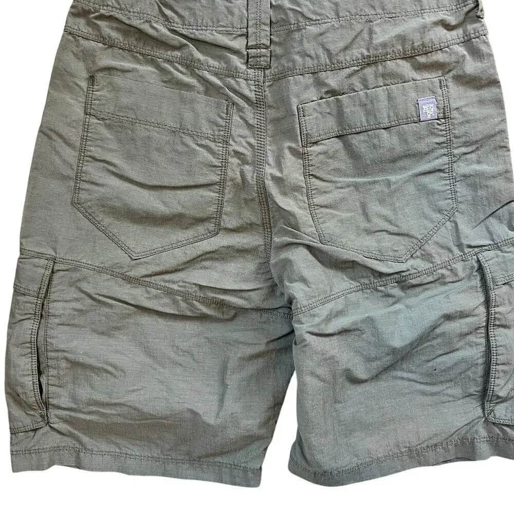 NORTH FACE Khaki Cargo Shorts Men's size 30